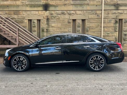 Used 2017 Cadillac XTS Luxury image 35