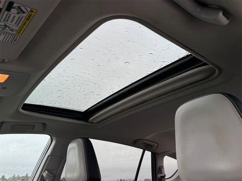 Certified 2017 Toyota RAV4 Limited image 24