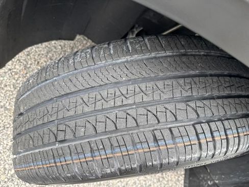 Certified 2023 Volkswagen Taos SEL image 38