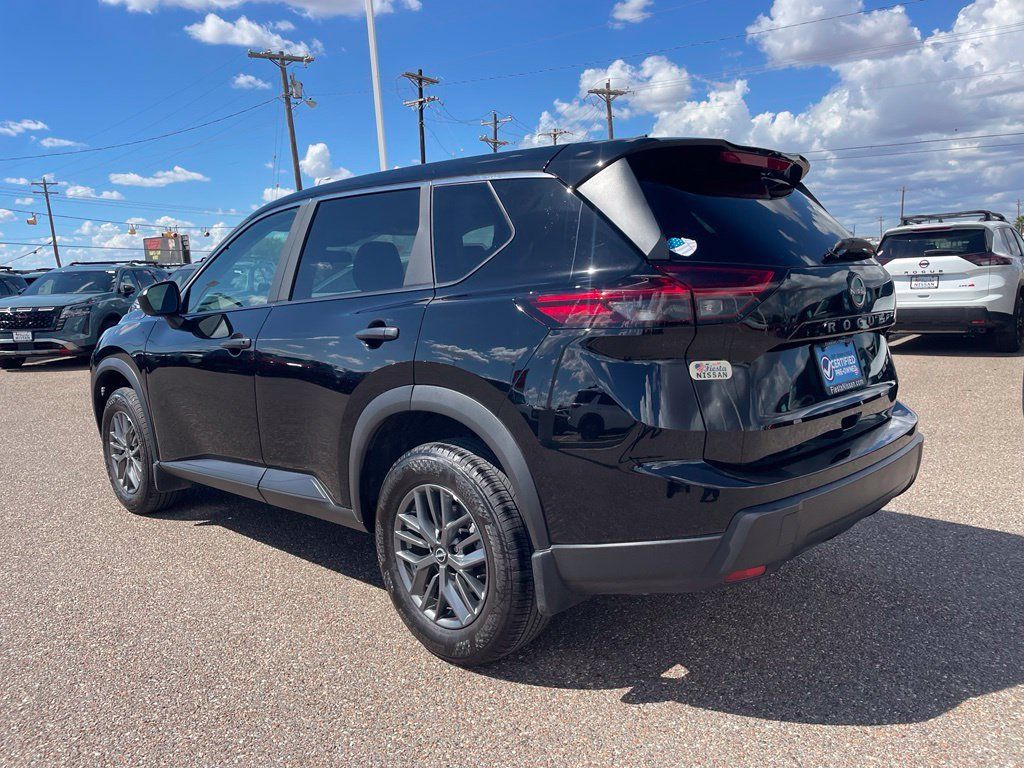 Certified 2026 Nissan Rogue S FWD image 5