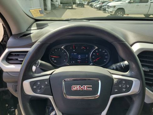 Used 2023 GMC Acadia SLE w/ Elevation Edition image 16