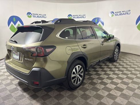 Used 2023 Subaru Outback Premium AWD/4WD image 11
