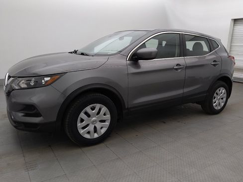 Used 2020 Nissan Rogue Sport S FWD image 2
