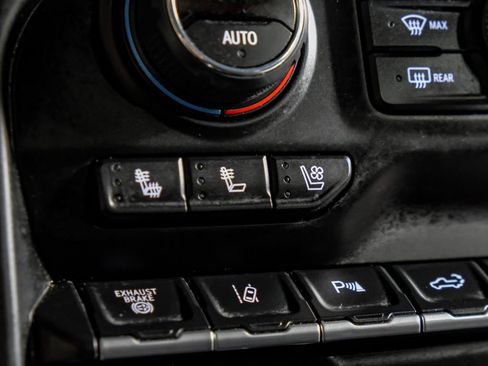 Used 2022 Chevrolet Silverado 3500 High Country w/ Z71 Off-Road Package image 27