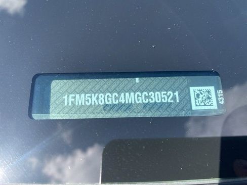 Used 2021 Ford Explorer ST w/ ST Street Pack image 15