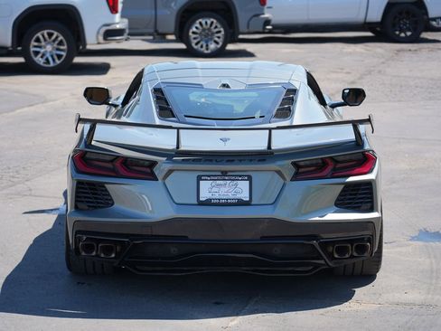 Used 2022 Chevrolet Corvette Stingray Preferred Cpe w/ Z51 Performance Package RWD image 5
