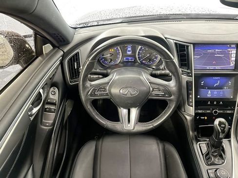 Used 2018 INFINITI Q60 3.0t Luxe w/ Sensory Package 3.0T Luxe AWD/4WD image 11