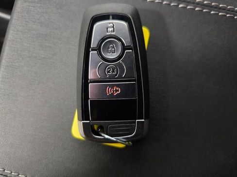 New 2025 Ford Bronco Outer Banks w/ Sasquatch Package image 9