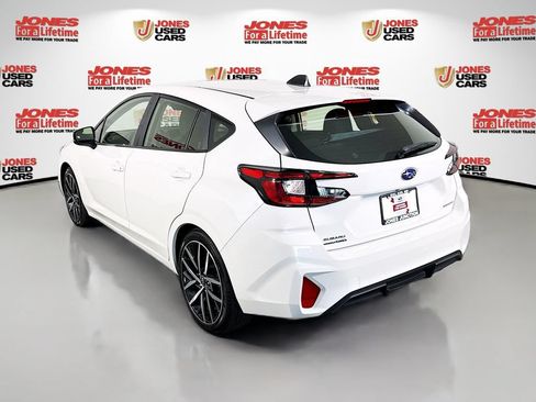 Used 2024 Subaru Impreza 2.0i Sport AWD/4WD image 2