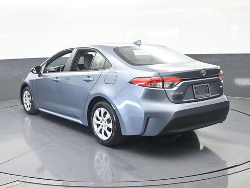 Used 2024 Toyota Corolla LE FWD image 4