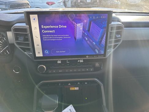 Used 2023 Toyota Tundra Limited w/ Power Package image 29