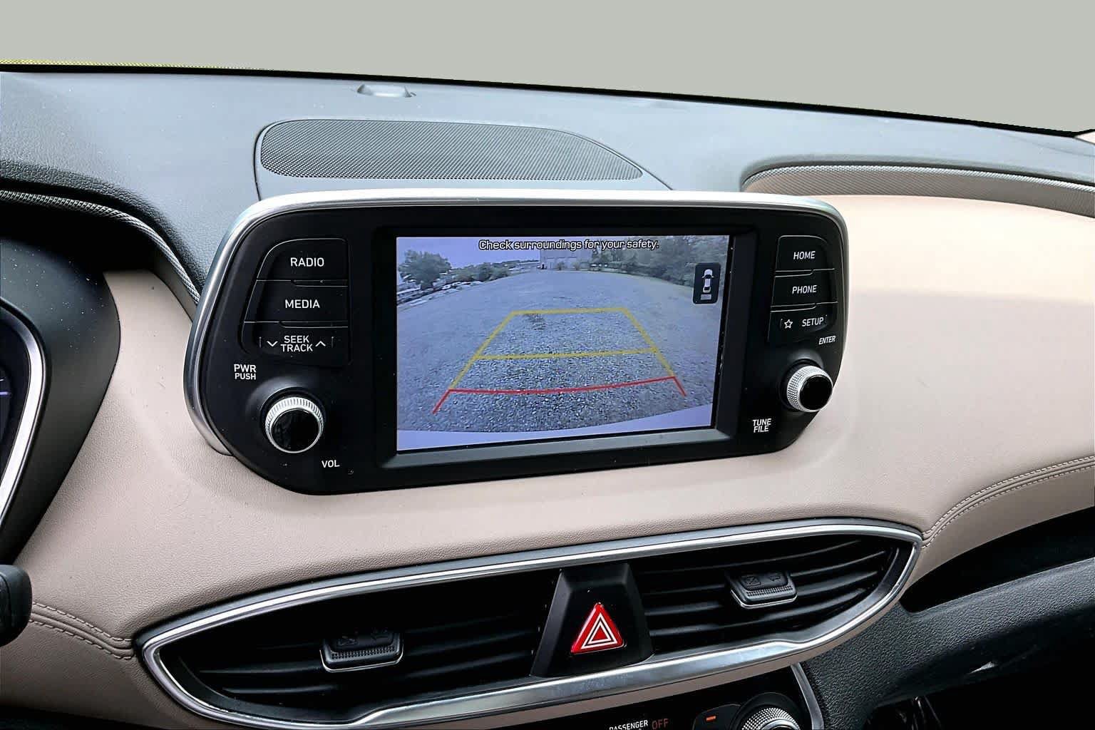 Used 2019 Hyundai Santa Fe SEL FWD image 26