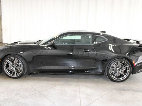 Used 2023 Chevrolet Camaro ZL1 RWD image 6