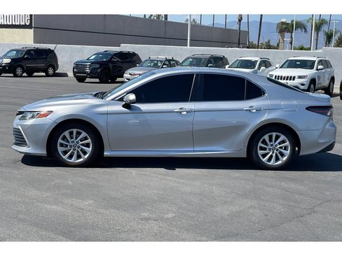 Used 2023 Toyota Camry LE FWD image 3
