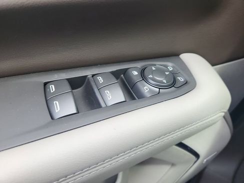 New 2026 GMC Yukon XL Elevation w/ Elevation Premium Package AWD/4WD image 23