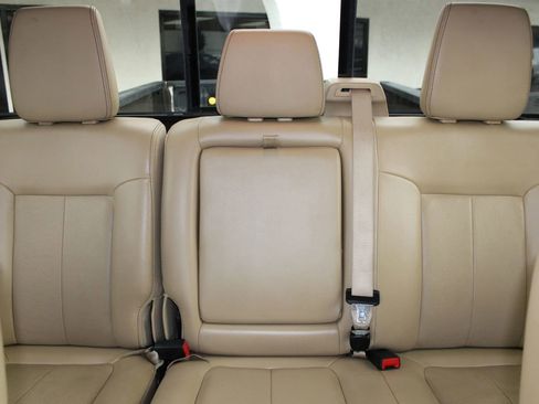 Used 2011 Ford F350 Lariat w/ Lariat Interior Pkg image 14