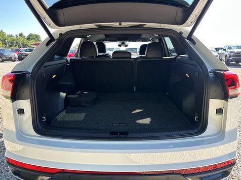Used 2020 Volkswagen Atlas Cross Sport SEL AWD/4WD image 13