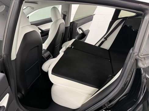 Used 2019 Tesla Model 3 Long Range AWD/4WD image 14