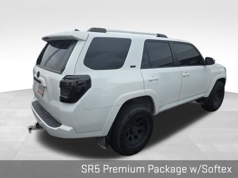 Used 2021 Toyota 4Runner SR5 Premium w/ Moonroof Package AWD/4WD image 6