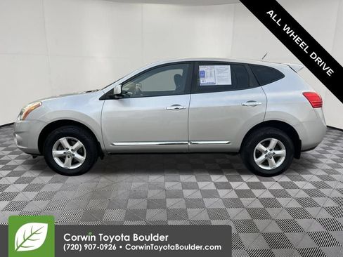 Used 2013 Nissan Rogue S w/ Special Edition Pkg AWD/4WD image 4