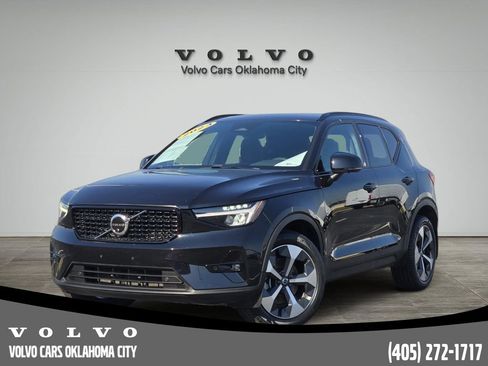 Certified 2023 Volvo XC40 B5 Plus w/ Driver Assist Package AWD/4WD image 1