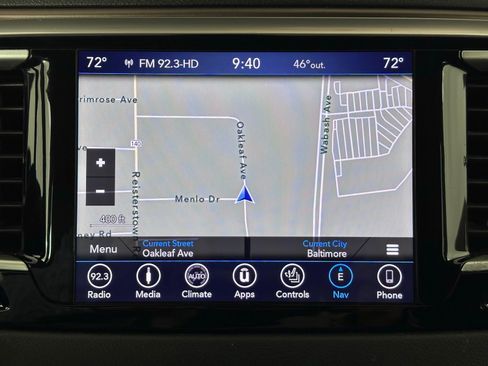 Used 2018 Chrysler Pacifica Touring-L w/ Premium Audio Group image 23