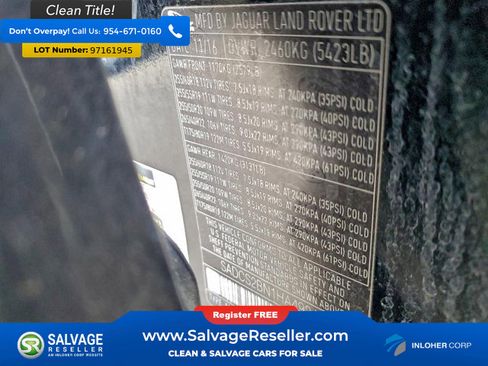 Used 2017 Jaguar F-PACE image 17