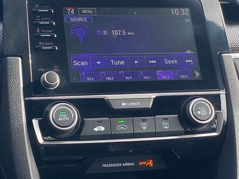 Used 2019 Honda Civic Sport image 9