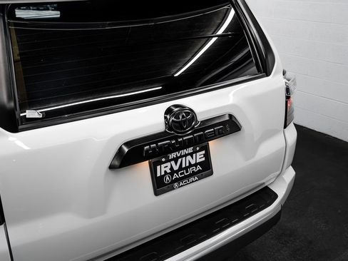 Used 2024 Toyota 4Runner TRD Off-Road Premium w/ Moonroof Package AWD/4WD image 15