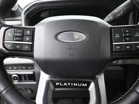 Used 2024 Ford F250 Platinum image 22