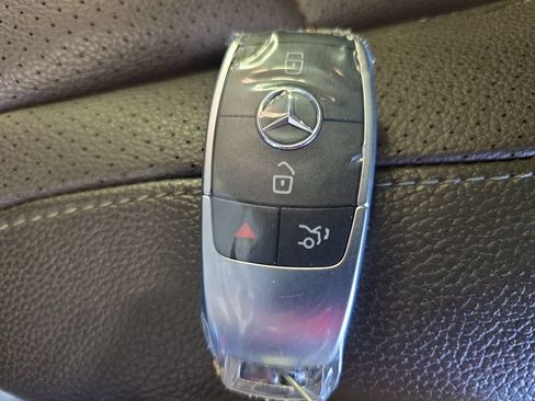 Used 2020 Mercedes-Benz GLE 350 4MATIC image 39