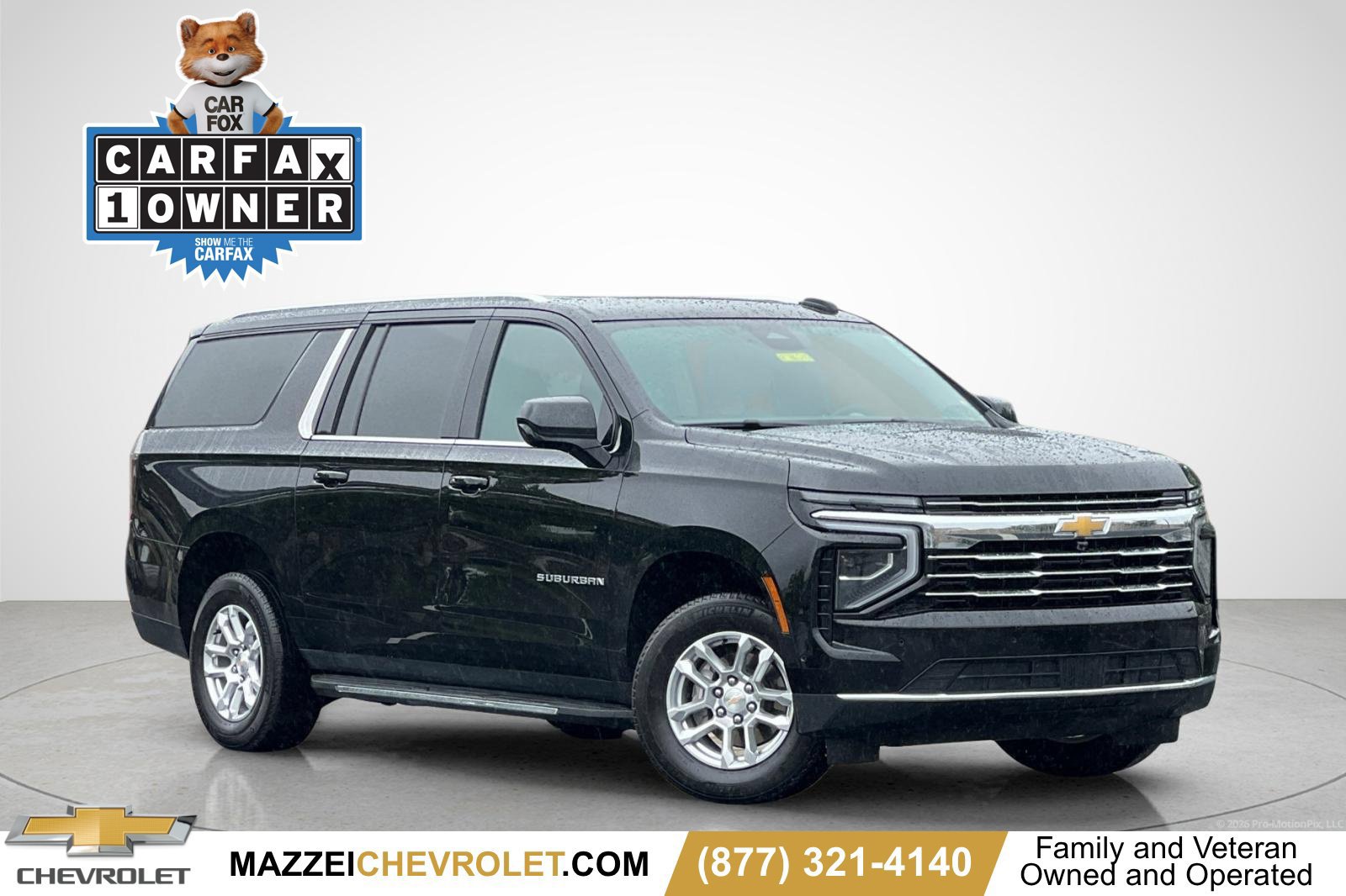 Used 2025 Chevrolet Suburban LT AWD/4WD image 1
