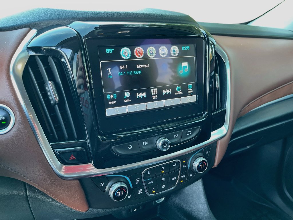 Used 2018 Chevrolet Traverse High Country AWD/4WD image 14