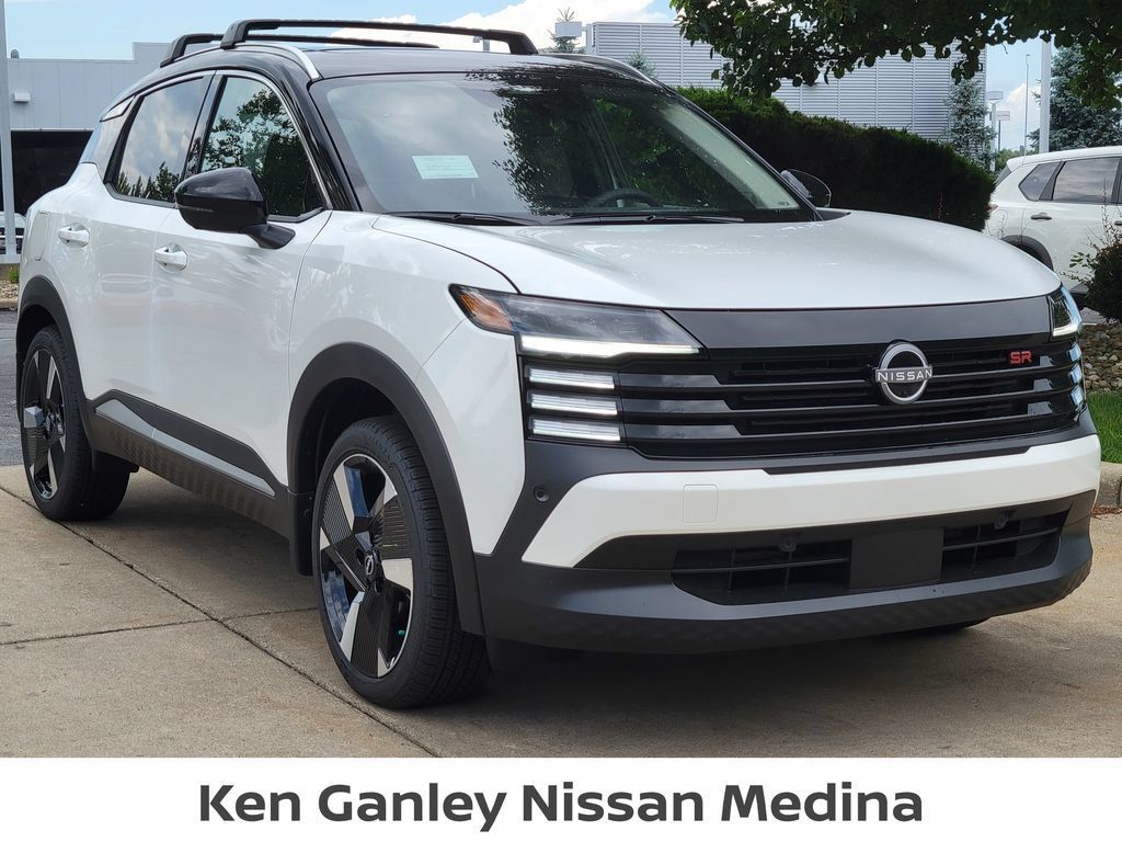 New 2027 Nissan Kicks SV AWD/4WD image 1