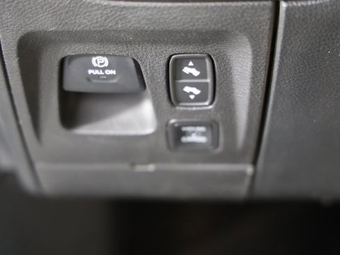 Used 2021 RAM 1500 Laramie w/ Laramie Southwest Edition image 28