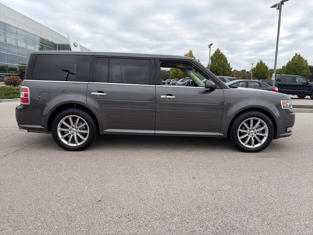 Used 2018 Ford Flex Limited AWD/4WD image 10