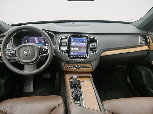 Used 2023 Volvo XC90 B6 Plus w/ Protection Package Premier image 25