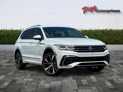 Used 2024 Volkswagen Tiguan SEL R-Line w/ MDO Package, Two-Row AWD/4WD image 53