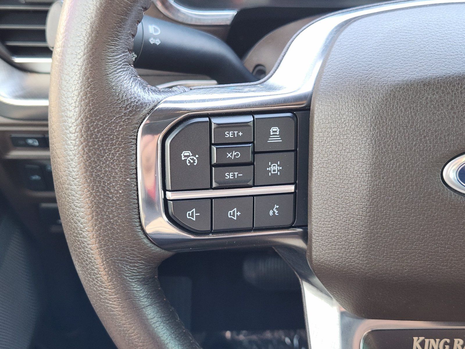 Used 2022 Ford F150 King Ranch w/ Equipment Group 601A High AWD/4WD image 36
