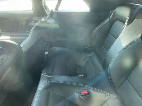 Used 2017 Ford Mustang GT Premium image 8