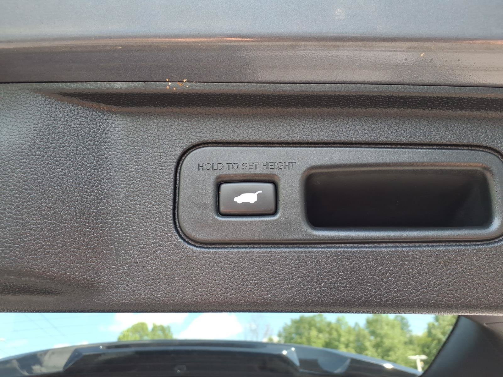 Certified 2024 Honda Pilot Touring image 6