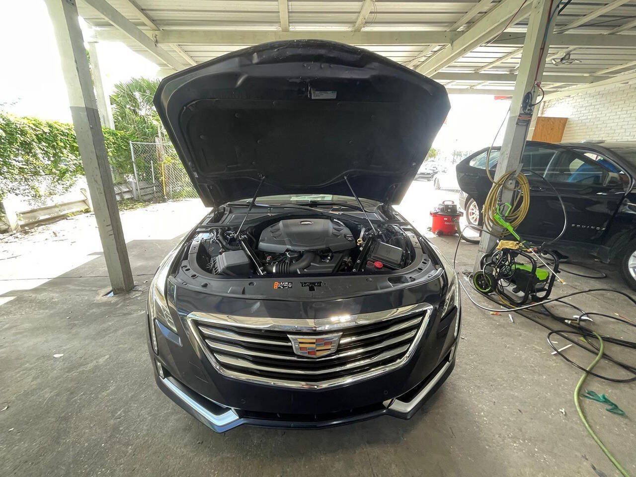 Used 2018 Cadillac CT6 Luxury w/ Active Chassis Package AWD/4WD image 16
