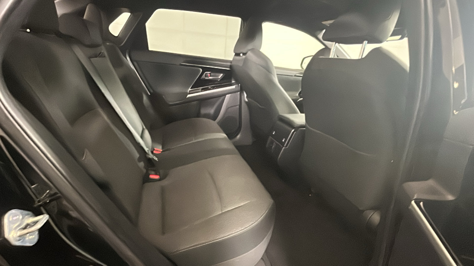 Used 2023 Subaru Solterra AWD image 31
