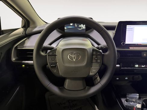 New 2026 Toyota Prius LE image 12