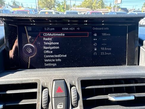 Used 2015 BMW Z4 sDrive28i RWD image 18