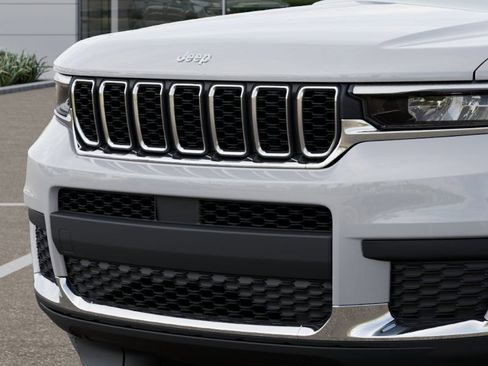 New 2026 Jeep Grand Cherokee L Laredo AWD/4WD image 12