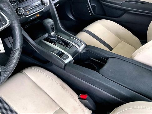 Used 2019 Honda Civic LX image 15