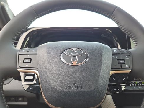 New 2026 Toyota Crown Signia AWD/4WD image 35