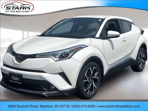 Used 2018 Toyota C-HR XLE FWD image 3