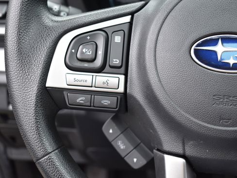 Used 2017 Subaru Forester 2.5i Premium image 15